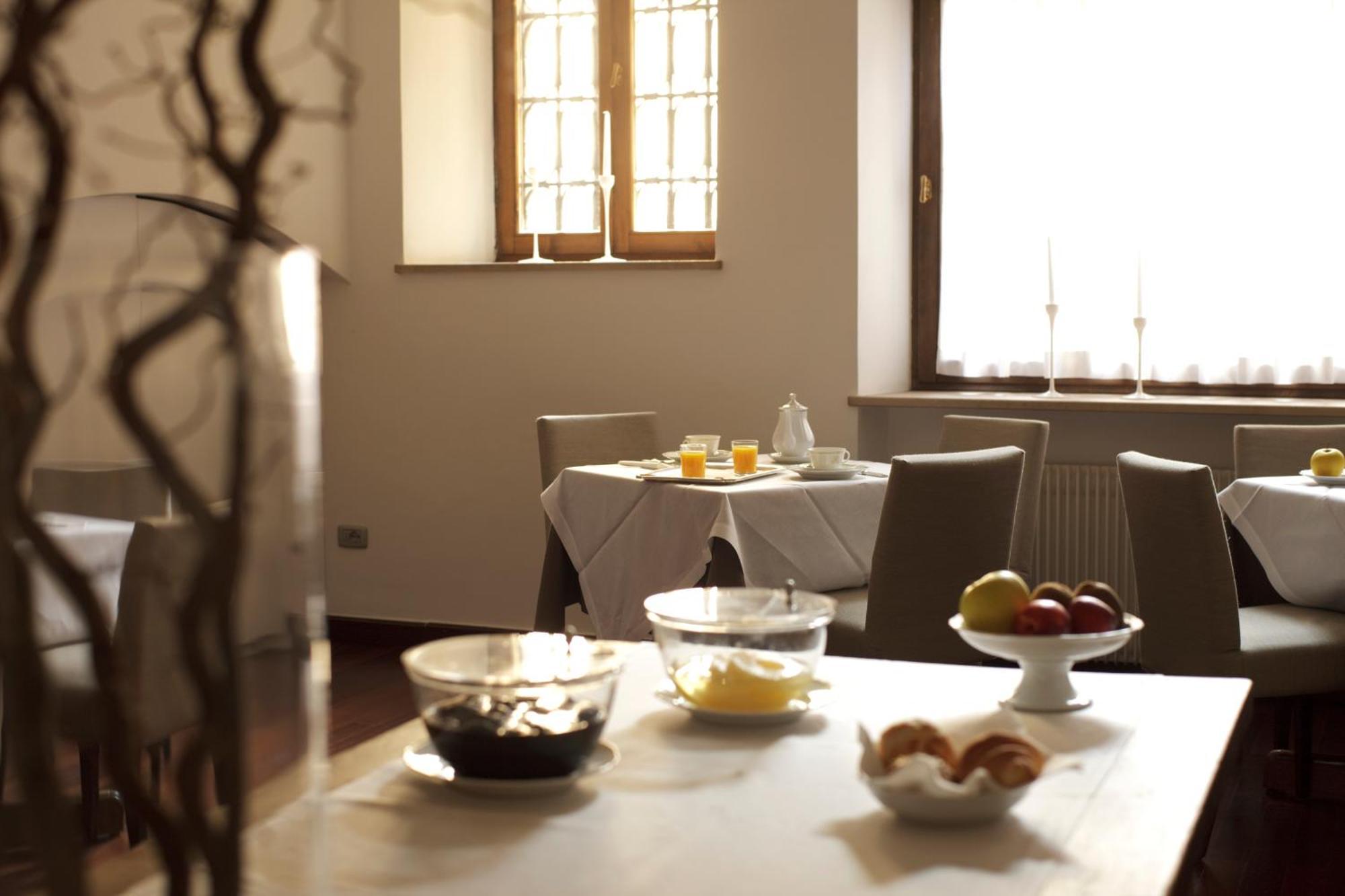 Albergo Accademia Trydent Zewnętrze zdjęcie