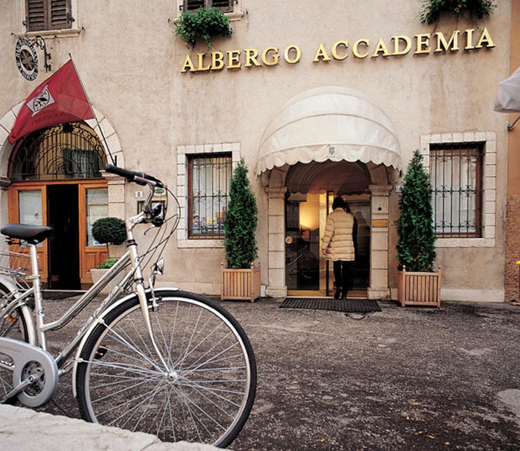 Albergo Accademia Trydent Zewnętrze zdjęcie