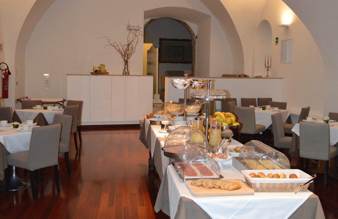 Albergo Accademia Trydent Zewnętrze zdjęcie