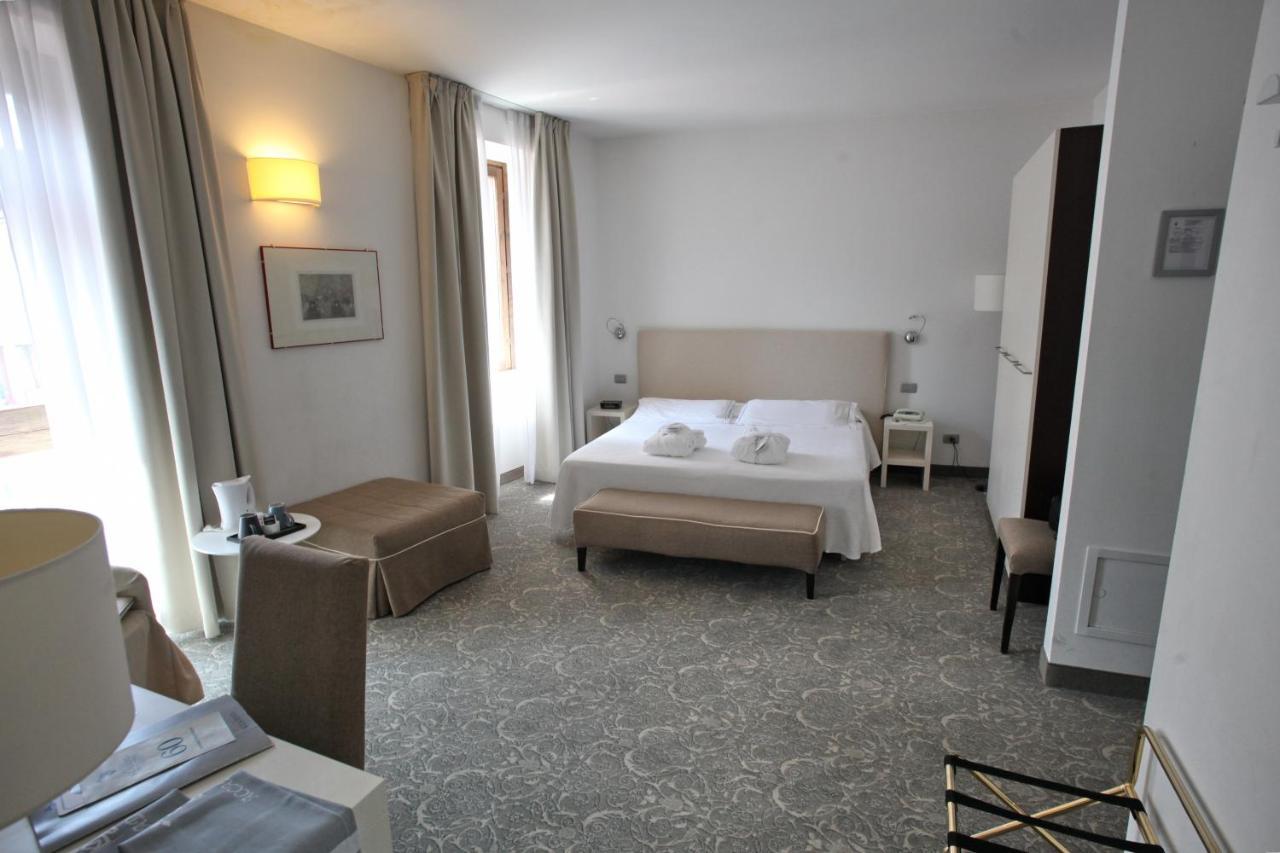 Albergo Accademia Trydent Zewnętrze zdjęcie